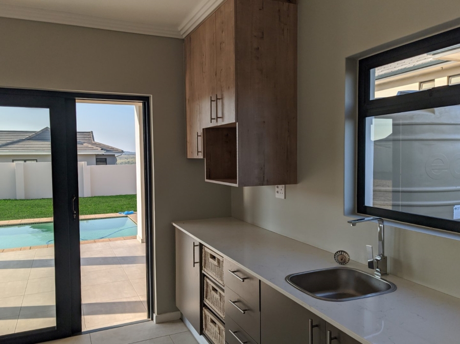 4 Bedroom Property for Sale in Kidds Beach Eastern Cape